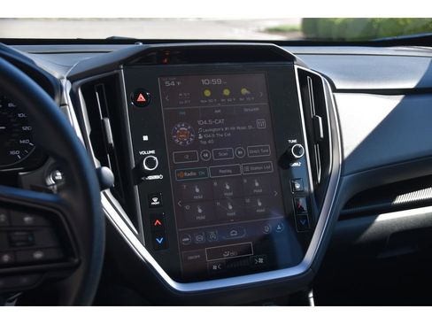 Used 2025 Subaru Crosstrek 2.0i Premium image 20