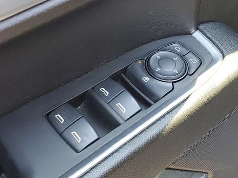 Certified 2025 Chevrolet Silverado 1500 LT AWD/4WD image 23