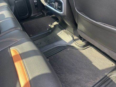 Used 2021 GMC Sierra 1500 AT4 w/ AT4 Preferred Package image 11