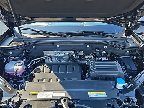 New 2026 Volkswagen Atlas Cross Sport SE AWD/4WD image 10