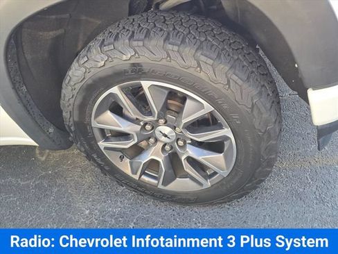 Used 2020 Chevrolet Silverado 1500 RST AWD/4WD image 17