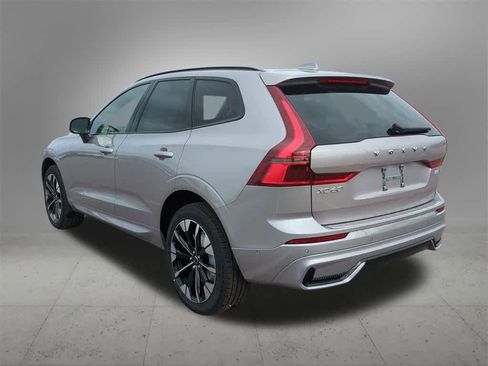 New 2026 Volvo XC60 B5 Plus w/ Protection Package Premier image 4
