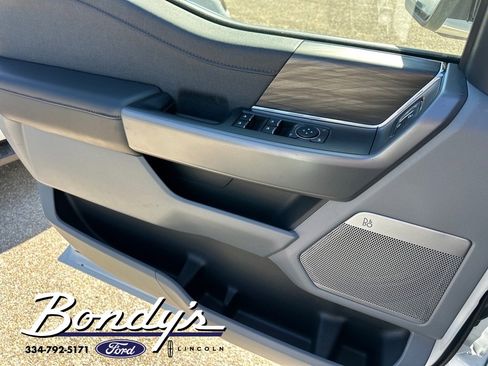 New 2025 Ford F150 Lariat w/ Equipment Group 501A Mid image 6