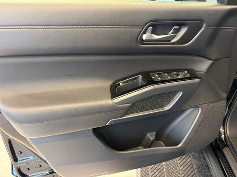 Certified 2024 Nissan Pathfinder SL w/ Cargo Package AWD/4WD image 14