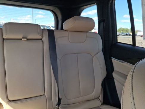 New 2026 Jeep Grand Cherokee Limited AWD/4WD image 15