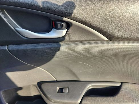 Used 2018 Honda Civic EX image 32