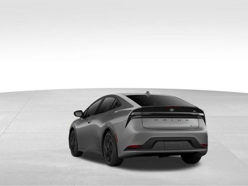 New 2026 Toyota Prius Plug-In Hybrid FWD image 7