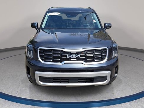 Used 2024 Kia Telluride S w/ S Sunroof Package FWD image 2