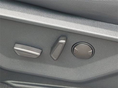 New 2025 Ford F350 Lariat w/ Lariat Ultimate Package image 8