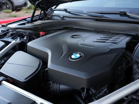 Used 2020 BMW 530i xDrive 530i xDrive w/ Premium Package image 25