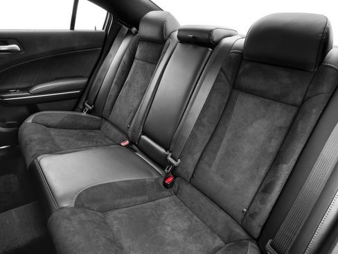 Used 2017 Dodge Charger R/T Scat Pack w/ Driver Confidence Group RWD image 17