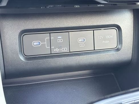 Certified 2025 Hyundai Tucson SEL image 24