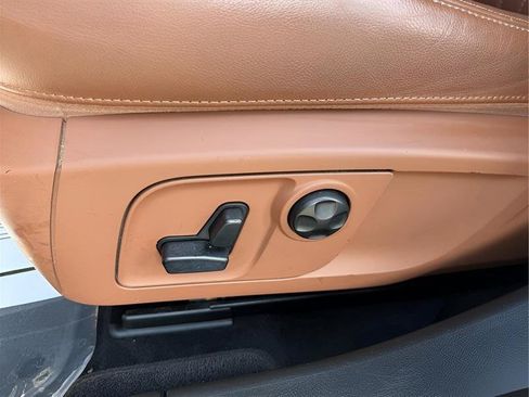 Used 2015 Maserati Ghibli RWD image 17