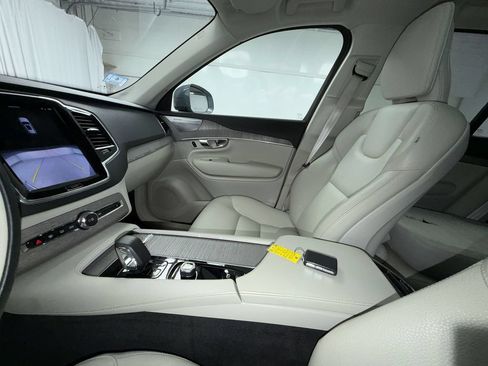 Used 2023 Volvo XC90 B6 Plus w/ Protection Package AWD/4WD image 22