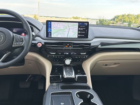 Certified 2026 Acura MDX SH-AWD w/ Technology Package image 30