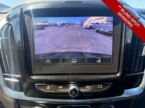 Used 2023 Chevrolet Traverse LT w/ LPO, Floor Liner Package image 24