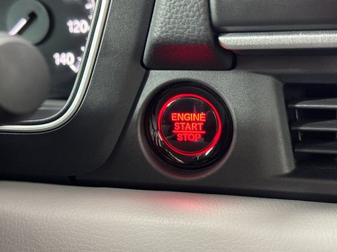 Certified 2025 Honda Pilot EX-L image 23