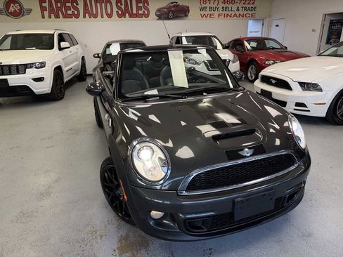 Used 2014 MINI Cooper S image 1