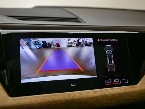 Certified 2023 Audi e-tron GT Premium Plus AWD/4WD image 27