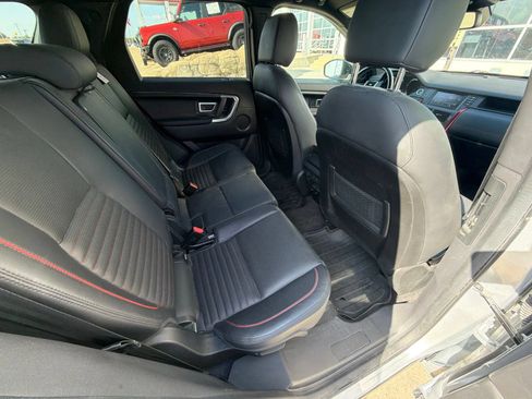 Used 2018 Land Rover Discovery Sport HSE AWD/4WD image 17