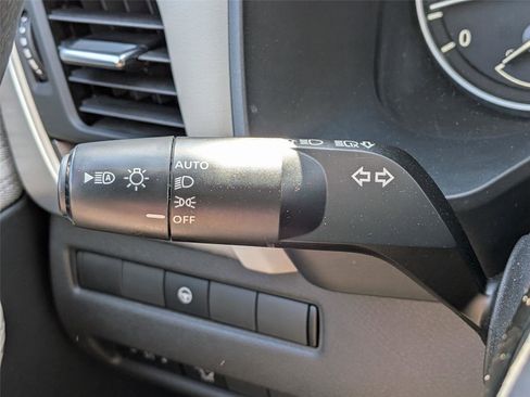 Certified 2023 Nissan Rogue SV AWD/4WD image 23