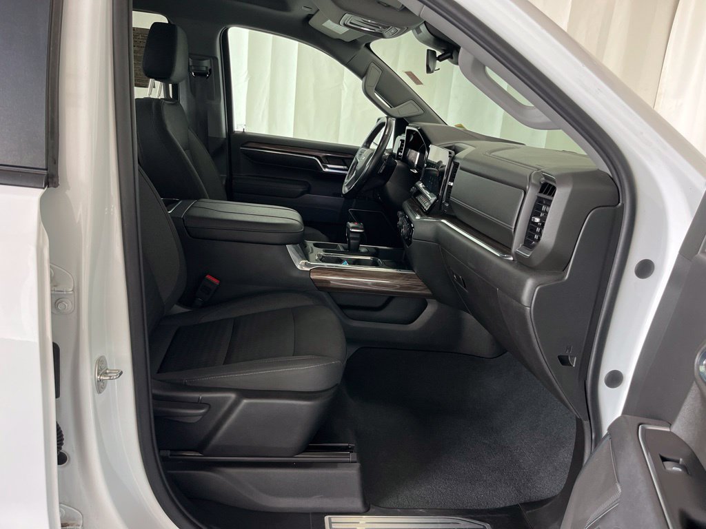 Used 2023 Chevrolet Silverado 1500 RST w/ Protection Package AWD/4WD image 19