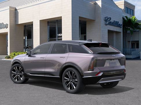 New 2026 Cadillac Optiq Luxury 2 image 3