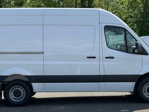 New 2026 Mercedes-Benz Sprinter 2500 image 3