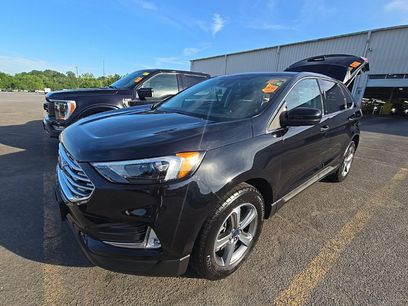 Used 2022 Ford Edge SEL w/ Convenience Package