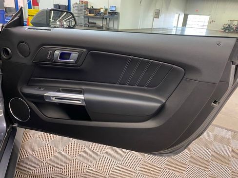 Used 2022 Ford Mustang GT Premium image 16