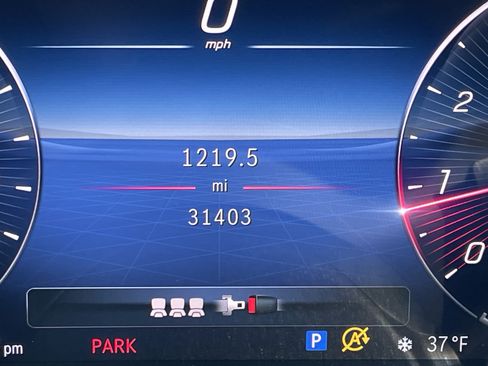 Certified 2024 Mercedes-Benz GLC 300 GLC 300 SUV w/ Winter Package image 26