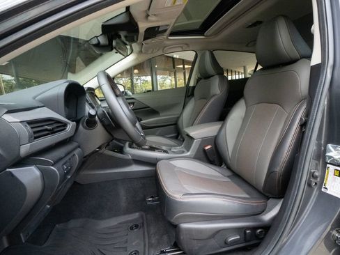 Certified 2025 Subaru Crosstrek 2.5i Limited AWD/4WD image 8