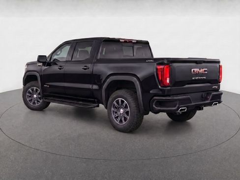Used 2024 GMC Sierra 1500 AT4 w/ Technology Package AWD/4WD image 3