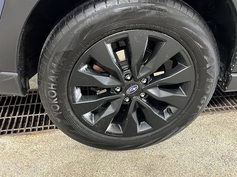 Used 2023 Subaru Outback Onyx Edition image 14