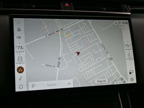 New 2025 Land Rover Range Rover Velar Dynamic SE image 14