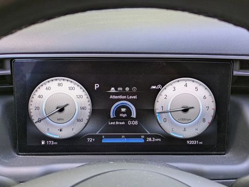 Used 2023 Hyundai Tucson SEL w/ Convenience Package image 11