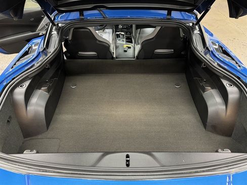Used 2015 Chevrolet Corvette Stingray Coupe image 12