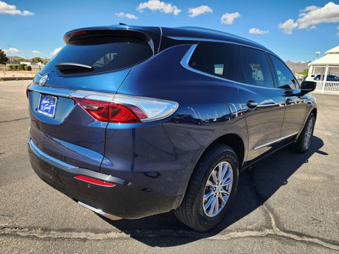Used 2023 Buick Enclave Premium image 5