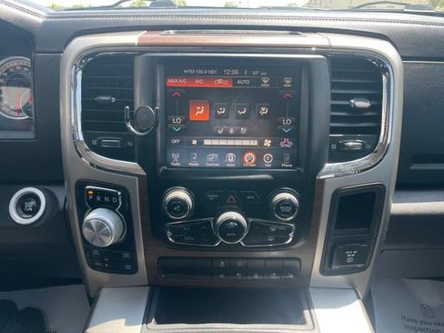 Used 2015 RAM 1500 Laramie w/ Convenience Group AWD/4WD image 13