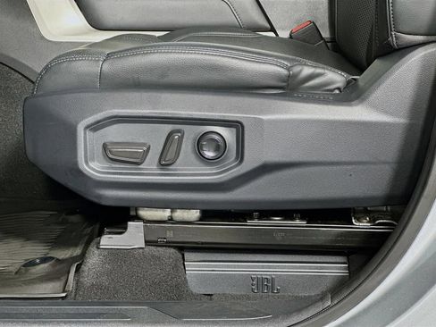 Used 2022 Toyota Tundra Limited image 24