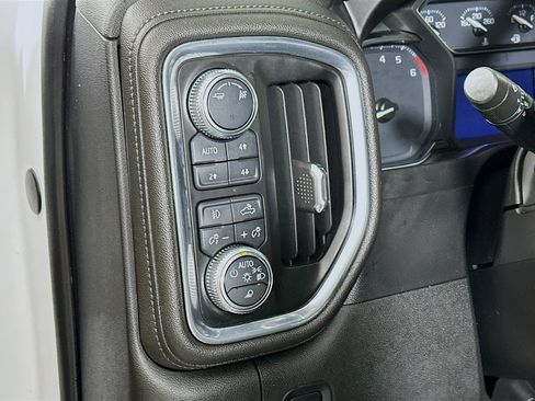 Used 2019 GMC Sierra 1500 SLT w/ SLT Premium Package image 10