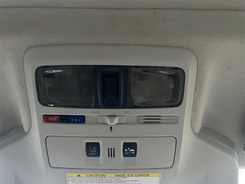 Used 2017 Subaru Forester 2.5i Premium image 36