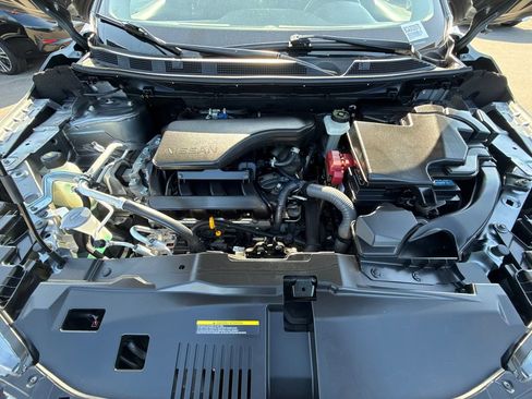 Used 2021 Nissan Rogue Sport S FWD image 8