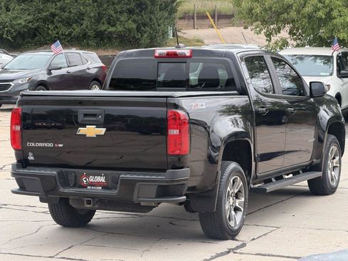 Used 2017 Chevrolet Colorado Z71 AWD/4WD image 6