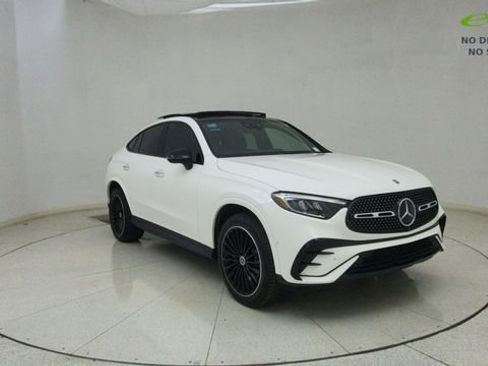 Used 2025 Mercedes-Benz GLC 300 4MATIC image 63