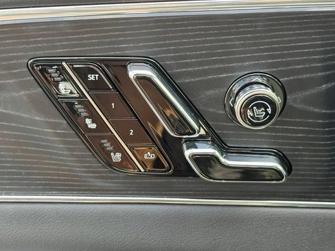 Certified 2024 Cadillac Lyriq Luxury AWD/4WD image 17