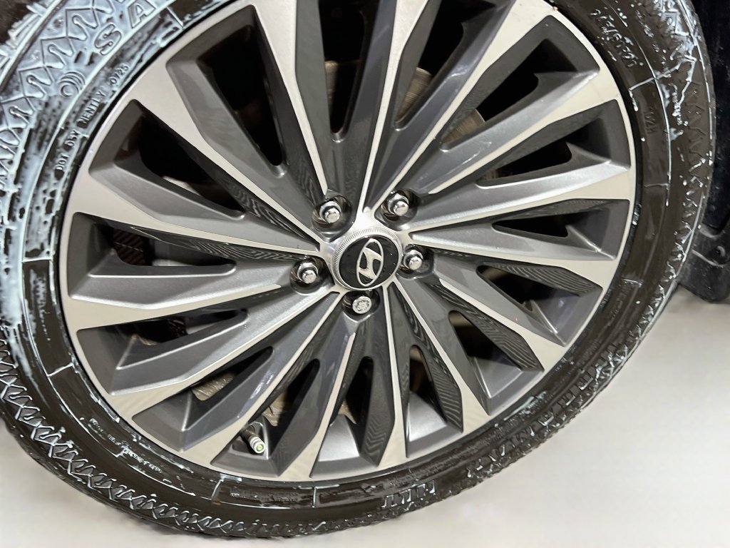 Used 2024 Hyundai Palisade Calligraphy FWD image 11
