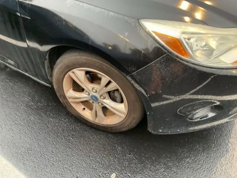 Used 2013 Ford Focus SE FWD image 3
