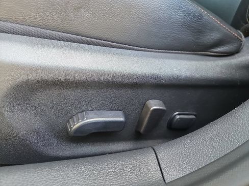 Used 2022 Nissan Sentra SR w/ SR Premium Package FWD image 15