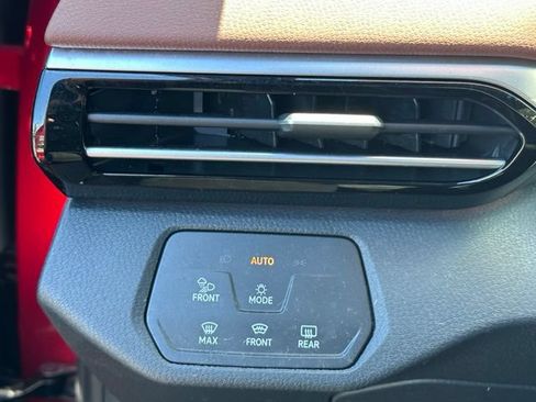 Used 2021 Volkswagen ID.4 Pro S w/ Gradient Package AWD/4WD image 24